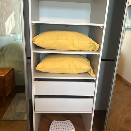 Apartament Solemi *